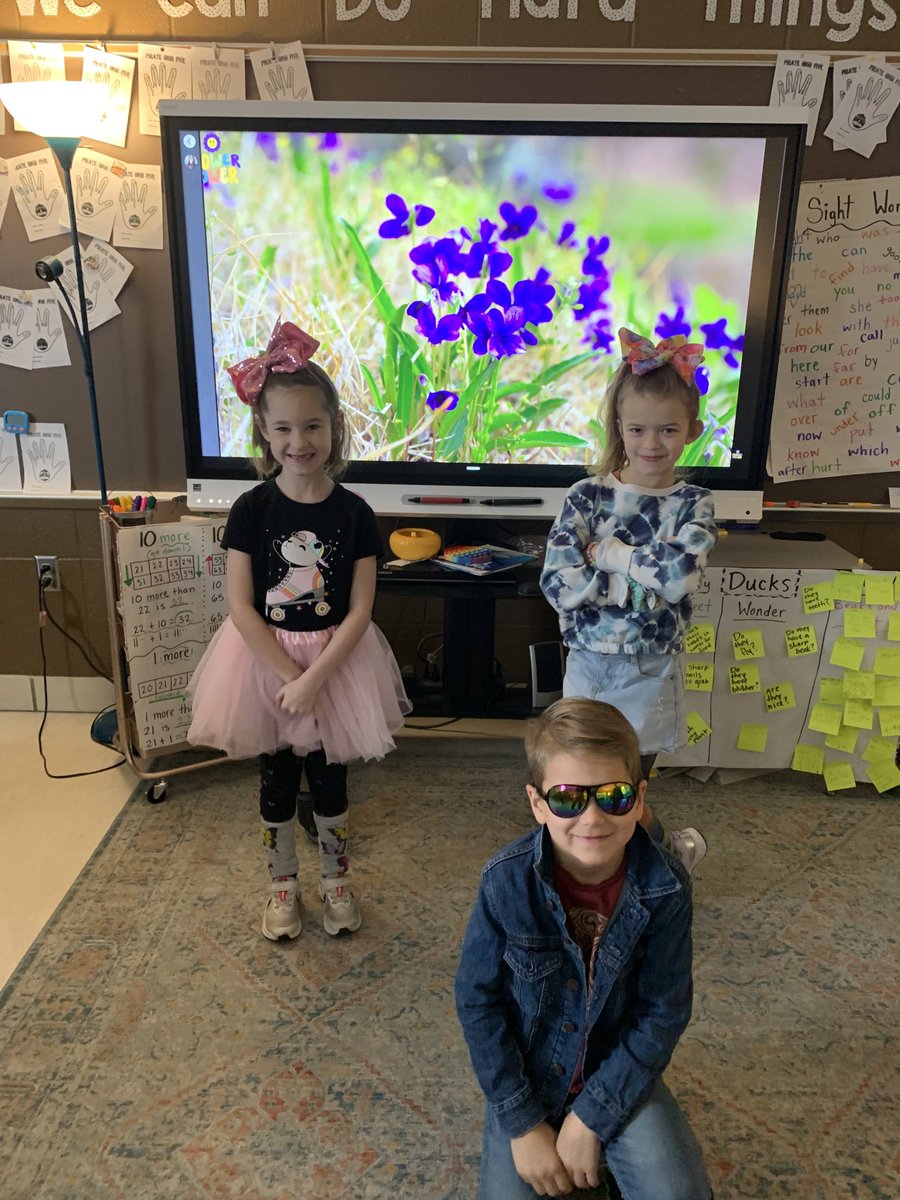 jdriceart's tweet photo. CRE rock out to the eighties today! #crefamily #wearebranson #piratesintraining #trainthemupright https://t.co/YMcbrgJPR0