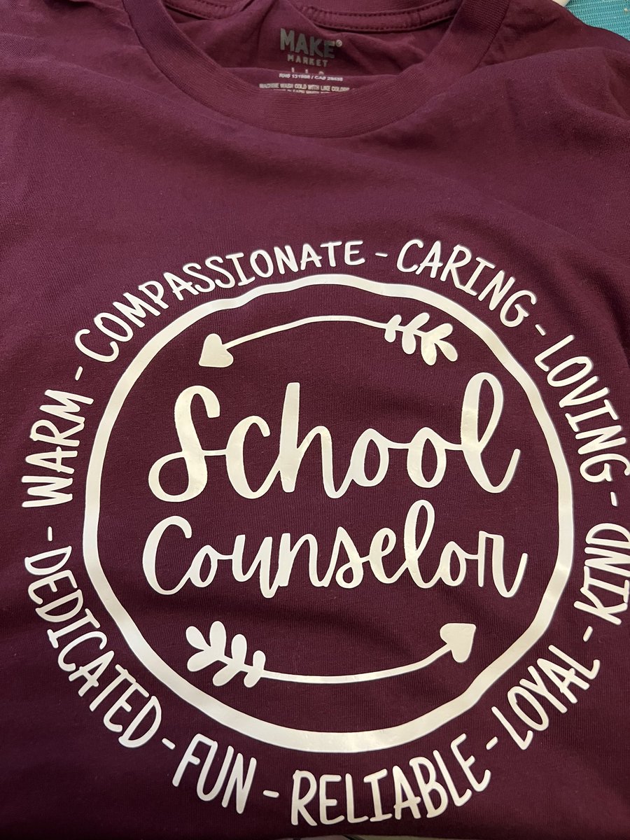 lyss_sav13's tweet photo. One of my third graders gave me the cutest present today for National school counseling week, and I’m obsessed with it 🥰 #NSCW2023 https://t.co/Dx2IY8laF2
