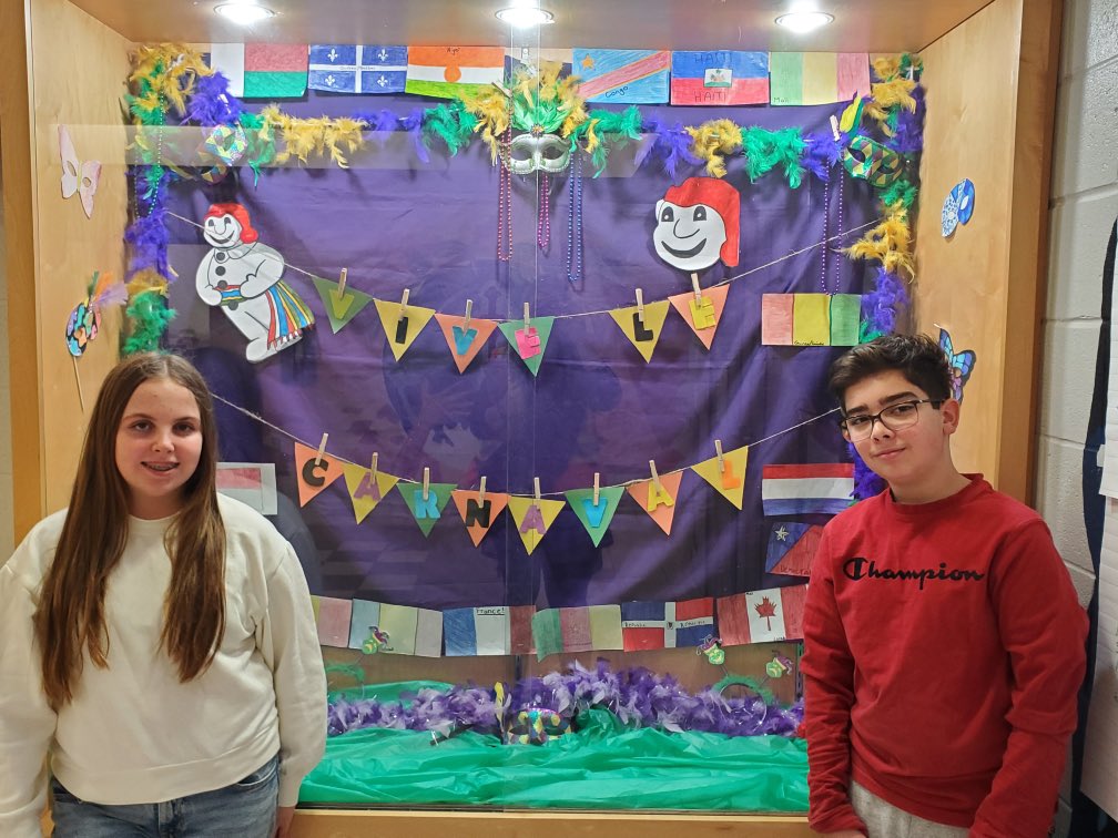 On se prépare pour la semaine de culture française! #vivelecarnaval #lefrançaisautourdumonde <a href="/mmeNaccarato/">Mme Naccarato</a> <a href="/mmecapobianco/">mmecapobianco</a> @madamegirimonte <a href="/MastrangeloMary/">Mary Mastrangelo</a> <a href="/BotrosMme/">Mme Botros</a> <a href="/HOFAM_DPCDSB/">Holy Family DPCDSB</a>