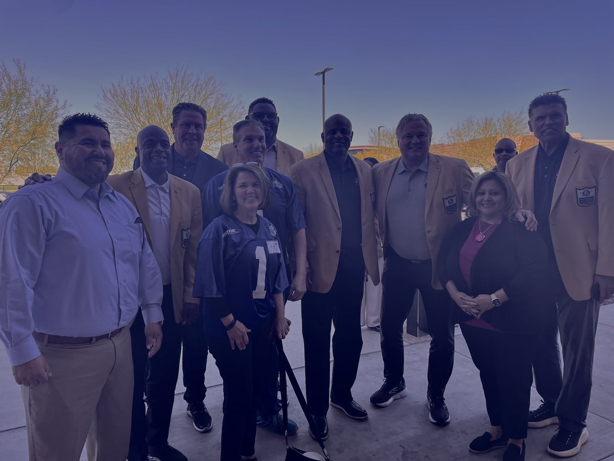 MonicaCoury (@monicacouryaz) on Twitter photo #AZSuperBowl #SalutetoService👏Hall of Famers Dan Marino, Warren Moon, Darrell Green, Anthony Muñoz, Morten Andersen, Orlando Pace & Sheriff Paul Penzone thank active military & vets <a href="/PhxVAHealthcare/">PhxVAHealthCare</a> <a href="/LukeAFB/">Luke Air Force Base</a> <a href="/AZAvondale/">City of Avondale, AZ</a> Resource Ctr. <a href="/mcsoaz/">Maricopa County Sheriff's Office</a> <a href="/ProFootballHOF/">Pro Football Hall of Fame</a>
<a href="/AzCHealthPlan/">Arizona Complete Health (Health Plan)</a> #AZSuperBowl #SalutetoService👏Hall of Famers Dan Marino, Warren Moon, Darrell Green, Anthony Muñoz, Morten Andersen, Orlando Pace & Sheriff Paul Penzone thank active military & vets <a href="/PhxVAHealthcare/">PhxVAHealthCare</a> <a href="/LukeAFB/">Luke Air Force Base</a> <a href="/AZAvondale/">City of Avondale, AZ</a> Resource Ctr. <a href="/mcsoaz/">Maricopa County Sheriff's Office</a> <a href="/ProFootballHOF/">Pro Football Hall of Fame</a>
<a href="/AzCHealthPlan/">Arizona Complete Health (Health Plan)</a>