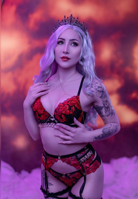 Goddess of love ❤️ and other fun things https://t.co/UhmCcia0xl