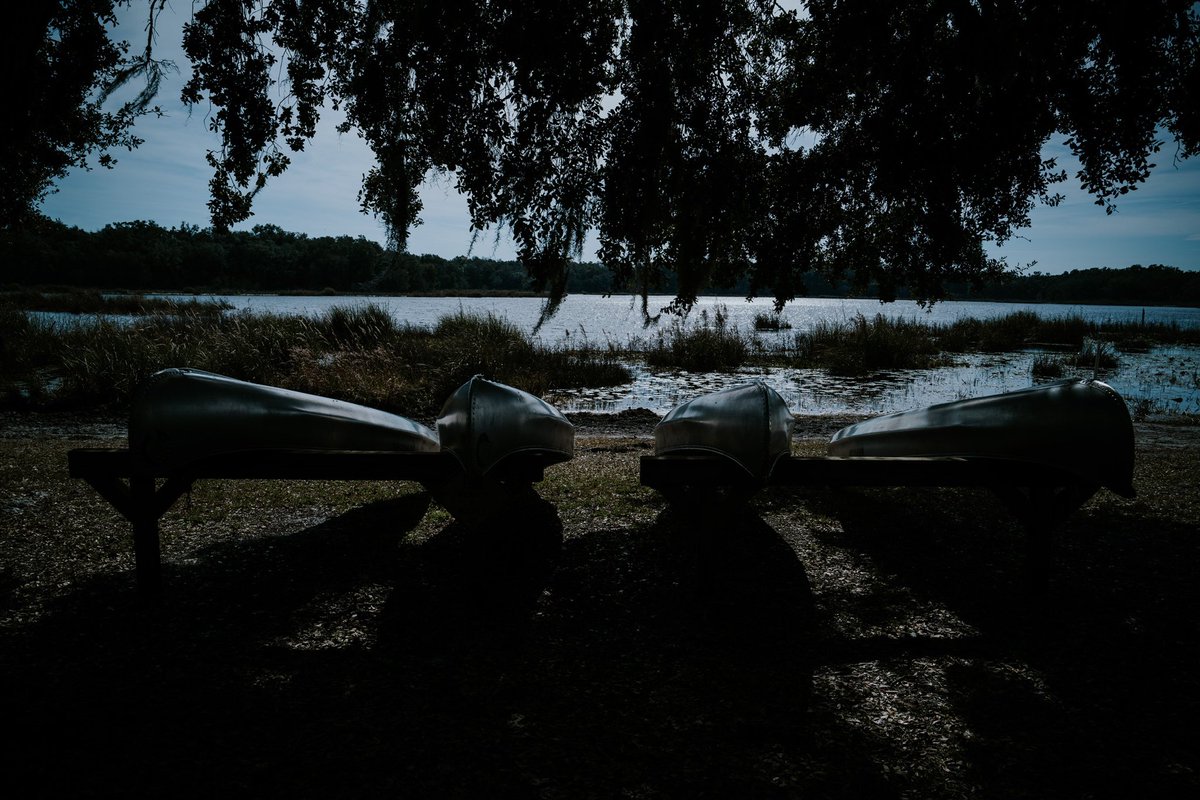 SimplyHook3d's tweet photo. Hiked through a control burn to check out some caves. Then to the lake for a break. #hikeflorida #leica #LeicaQ2 #landacape #photooftheday #photogrpahy #f8 #moody https://t.co/nywcn7BW0F