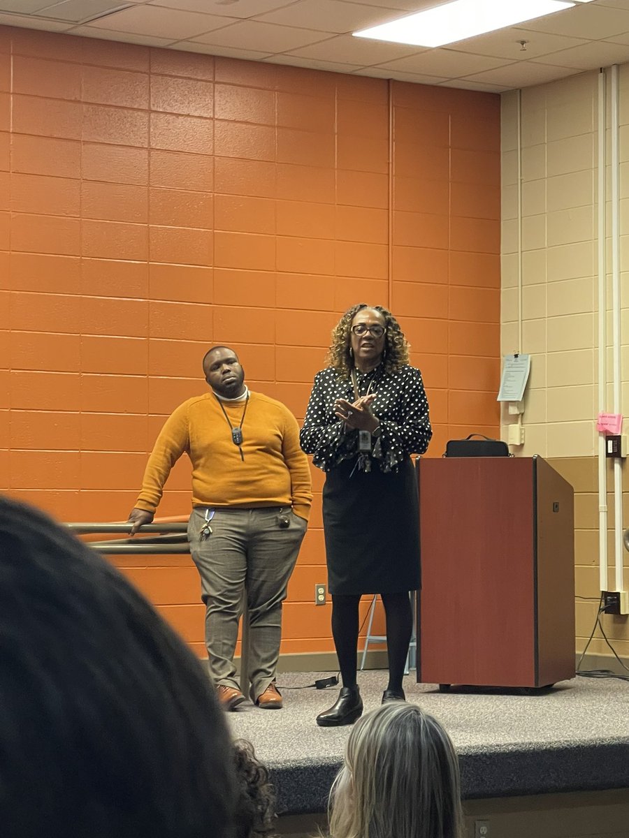HoorayMsJay's tweet photo. @MiddleChapman WOW! Way to go Dr. Collins, Mr. James, &amp; Mr. Thornton! You all did an excellent job of demystifying the instructional process AND decoding the assessment data to  leave our CMS parents, guardians, &amp; students GLOWING with Charger POWER &amp; PRIDE! #CMSchargerstrong https://t.co/SyqeS4xCaL