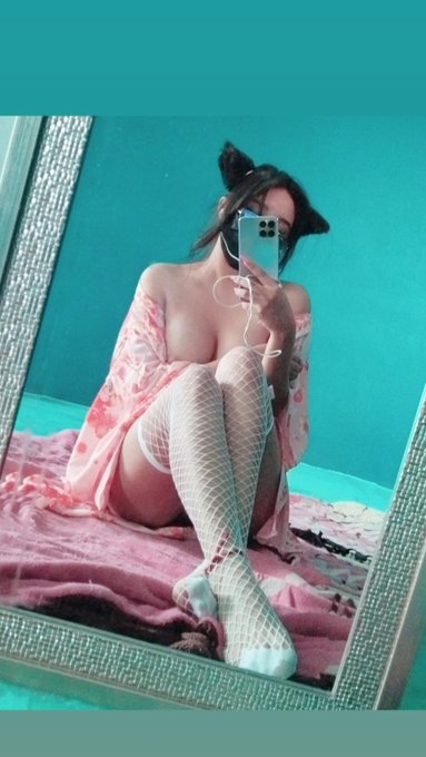 Lo nuevo de mi OF uwu https://t.co/TRK71cIxRh https://t.co/0hmU7f6iup<a href="/tag/onlyfans"class="tags"><span>#onlyfans</span></a><a href="/tag/cosplayergirl"class="tags"><span>#cosplayergirl</span></a><a href="/tag/onlyfansgirl"class="tags"><span>#onlyfansgirl</span></a>