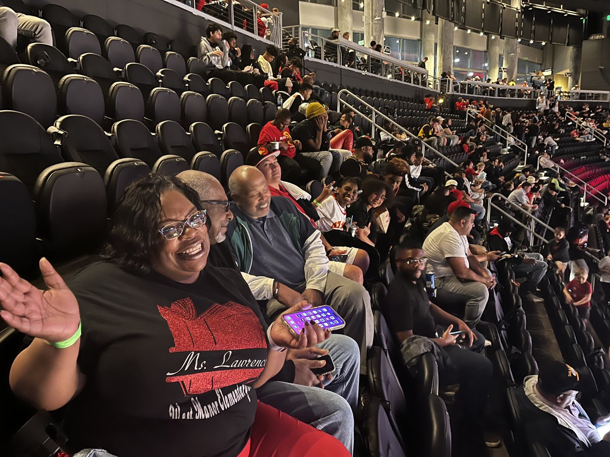 APS Media Services tweet media