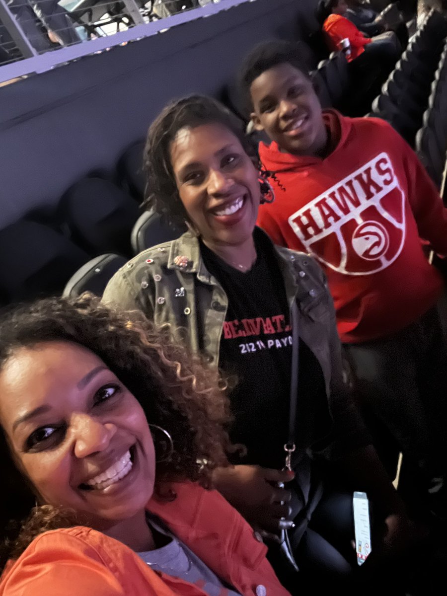 APS Media Services tweet media