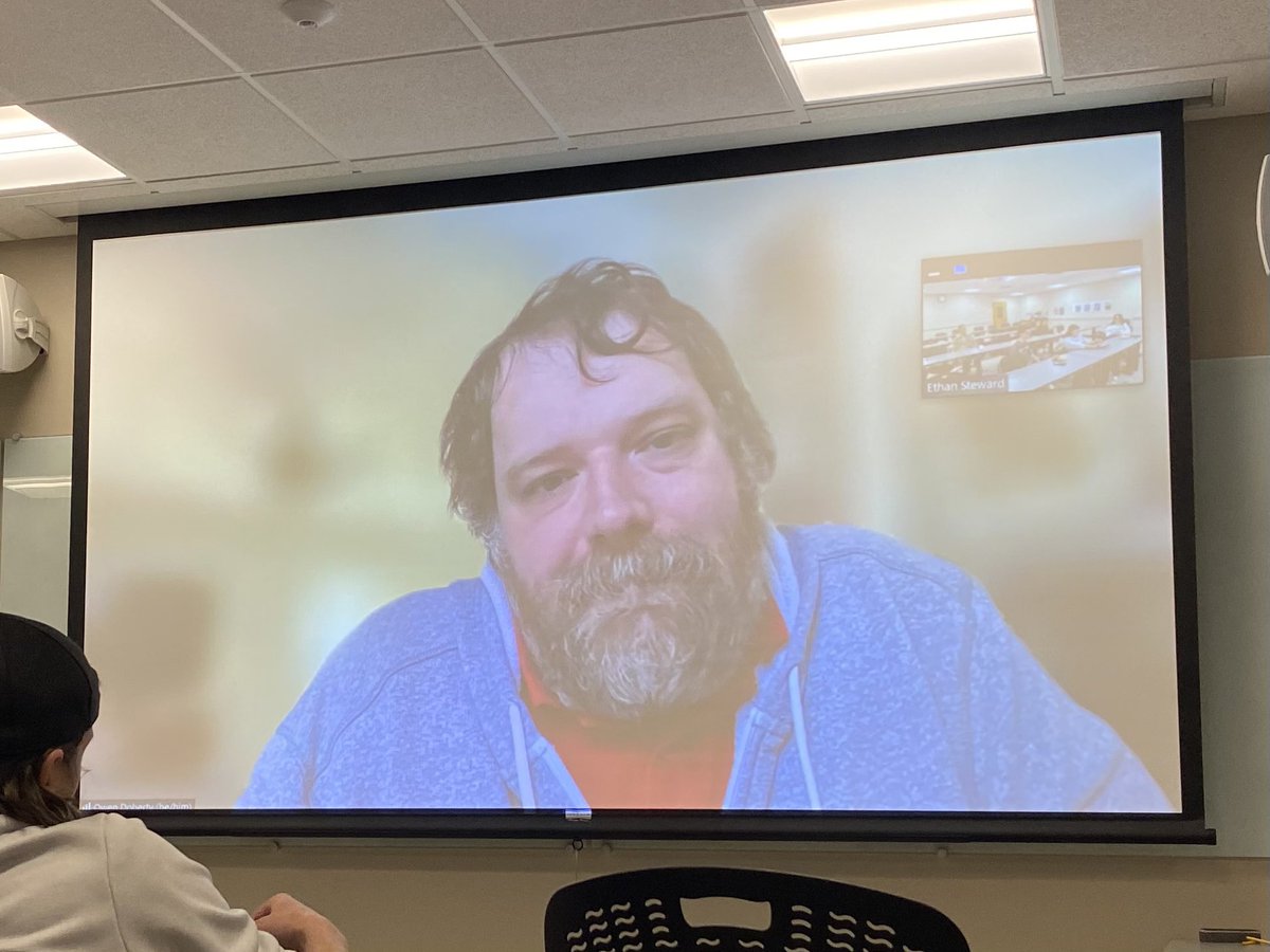 amschapteratiu's tweet photo. Thank you so much to @odieoss for meeting with us this evening! We’re incredibly thankful to be able to learn about your experience and wisdom in the climate sciences!! https://t.co/Wvt2AbSnIZ