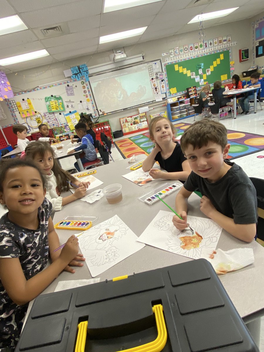 MrsHardyGVESK's tweet photo. It’s BHM! We’re studying a variety of black authors &amp; illustrators! This week we focused on Jerry Pinkney! Today we tried to recreate one of his illustrations from The Lion &amp; The Mouse! Thanks ⁦@tmorgangves⁩ for your help! ⁦@HooverSchools⁩ ⁦⁦@GreenValleyElem⁩ https://t.co/LgyvVF4E0e