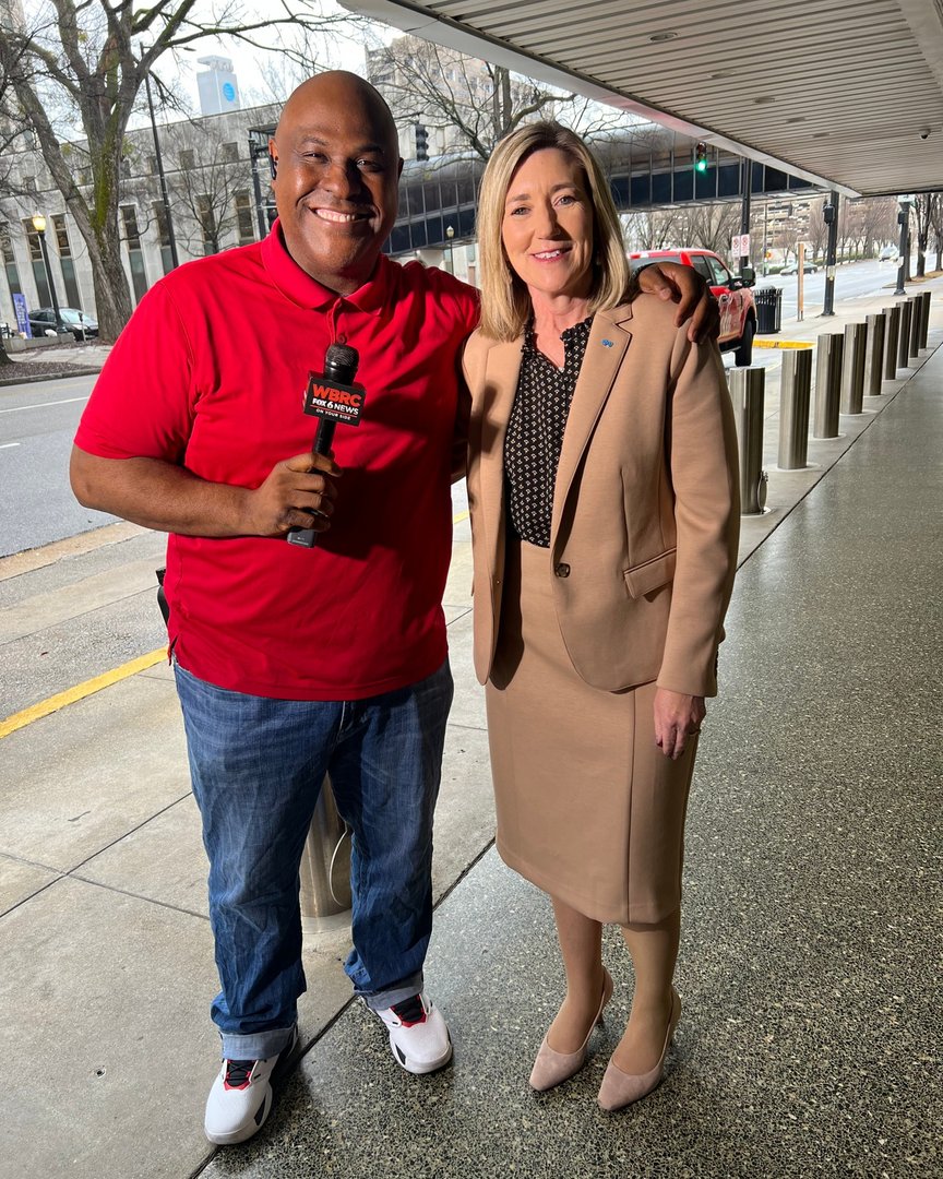 Run_Mercedes's tweet photo. Thank you, @JehJehP from @WBRCnews, for meeting us this morning as we prep for Mercedes-Benz Marathon Weekend! We talked all things Mercedes Marathon, the Kids Marathon with @BCBSofAlabama and gave love to @thebellcenter. #RunMercedes #MBMW2023 @THETRAKSHAK https://t.co/3J3VXNAIiY