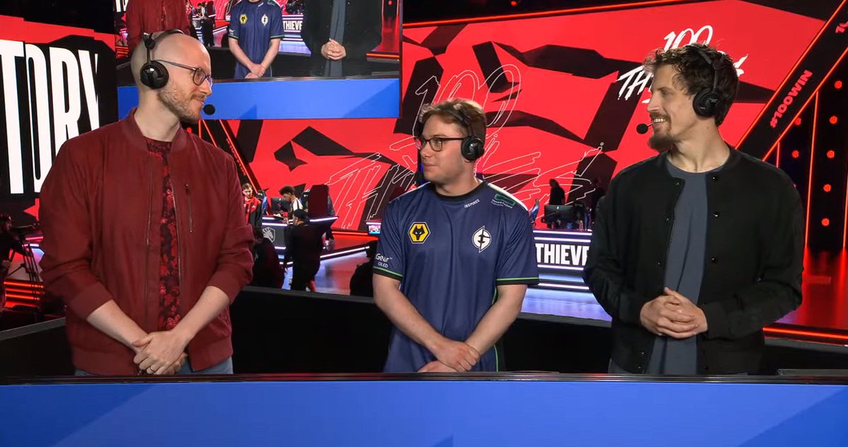 IIQuantumRanger's tweet image. My 5 year old watching LCS with me: "Oh look!  The one in the middle is their son!"

#TheDiveLoL