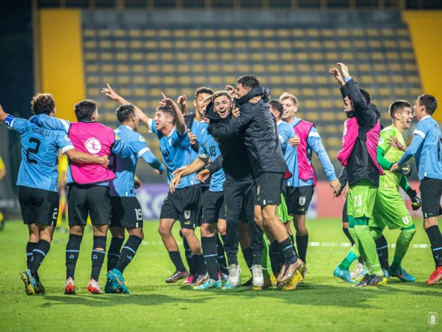 Felicitaciones  , vamos que se puede Arriba Muchachos falta el ultimo escalón 🇺🇾