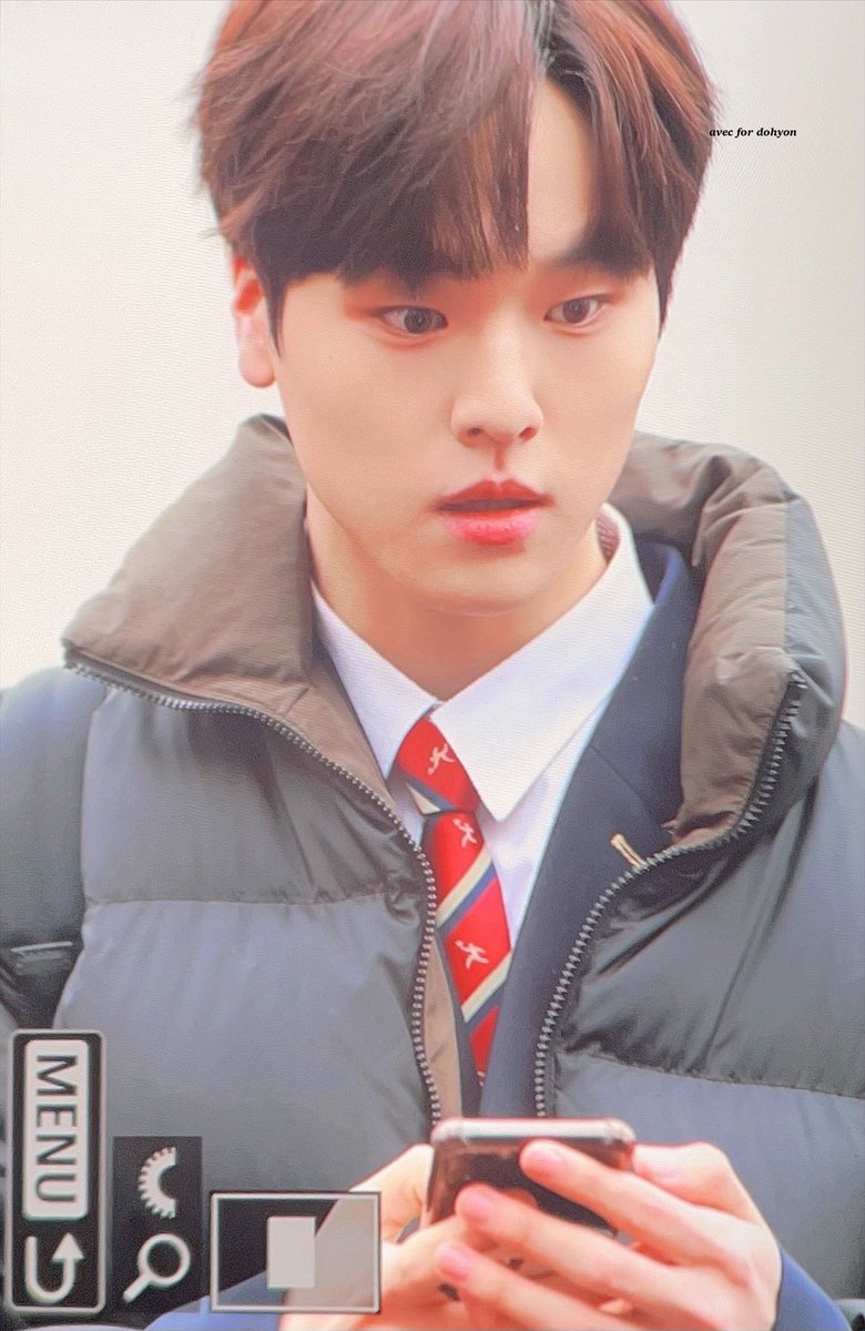 avec_ndh's tweet photo. 230210 한림예고 졸업식 

졸업축하해 반쪽된 도현아..

#남도현 #ナムドヒョン #dohyon #HnD https://t.co/v4ozvpBftL