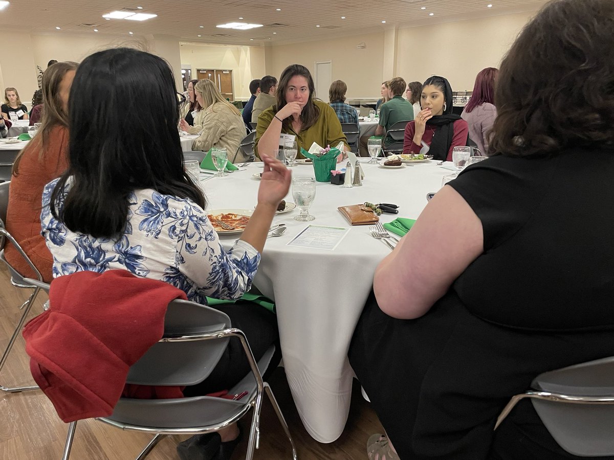HON200 students gathered this evening to discuss complexities of identity during our annual Food For Thought event. Keynote speaker Claire Snyder expertly crafted a personal address tying together a reading from “Far From the Tree” and her own experiences and identity.#HerdHonors