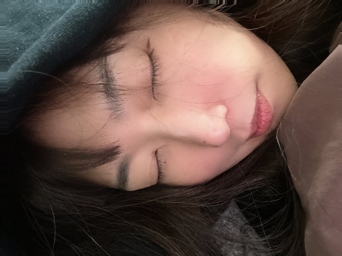 ayatono's tweet photo. お仕事頑張ってるみんなごめんなさい🥹
おやすみなさい😴
#充電切れ
#needcharge
#dreamalittledreamofuguys https://t.co/nLb4Bu2JBT