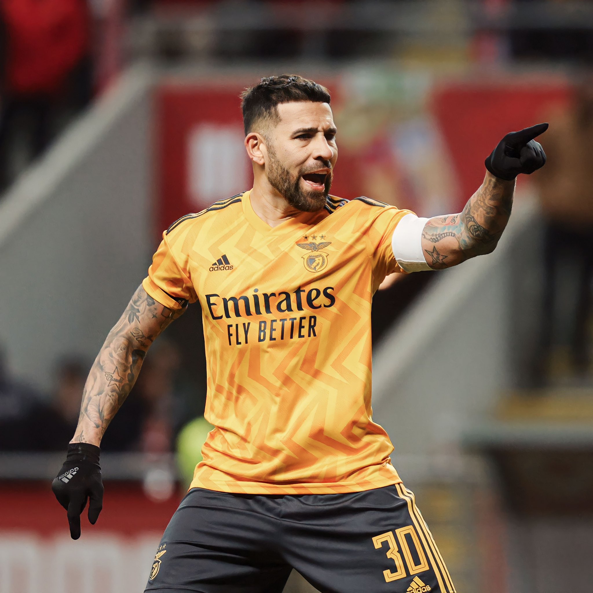 Nicolas Otamendi on X