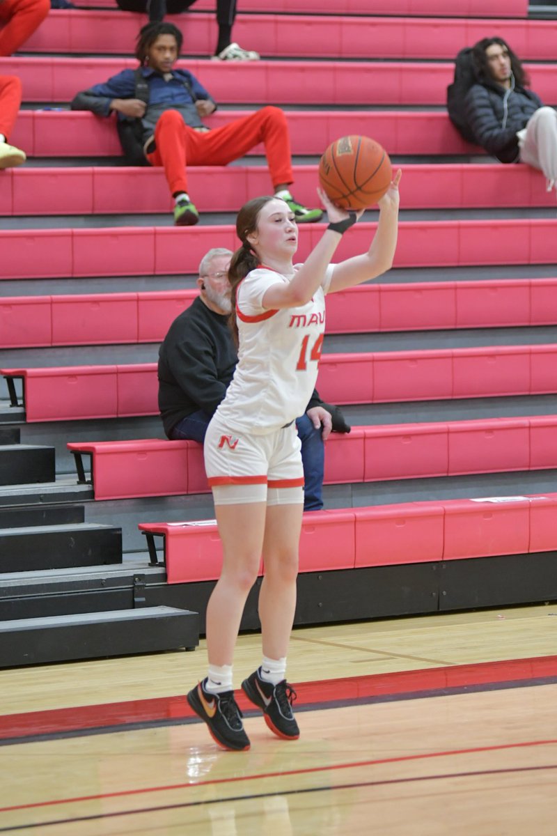 noctonkmavsath's tweet photo. The @NOCladymavsbb beat Seminole 83-77 Thursday night in Tonkawa improving the Lady Mavs to 13-11 and 9-3 in conference.  The Lady Mavs host Eastern Monday night.  #N_O_C #noctonk 🤘🏀 https://t.co/tZHZq4I5eD