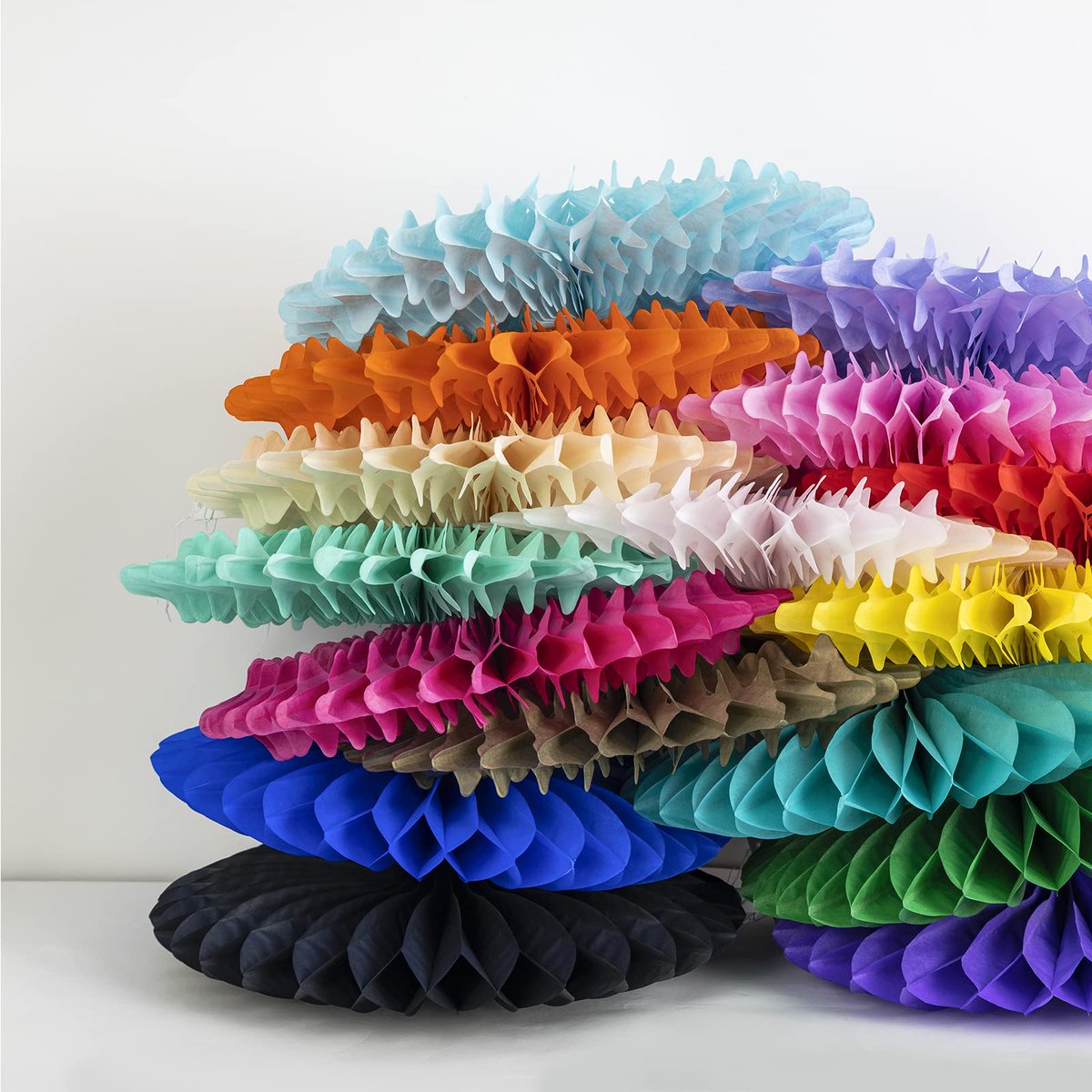 sunbeautyparty_'s tweet image. You can apply these fans as decorations on walls or ceilings, quickly decorated, unfold the fans, clustered together or coordinate with other hanging pom poms flower, or decorate it with banner.

.
.
.
.
.
.
.
.
.
.
#paperdecorations #paperdecor #partydecorations #partyfans