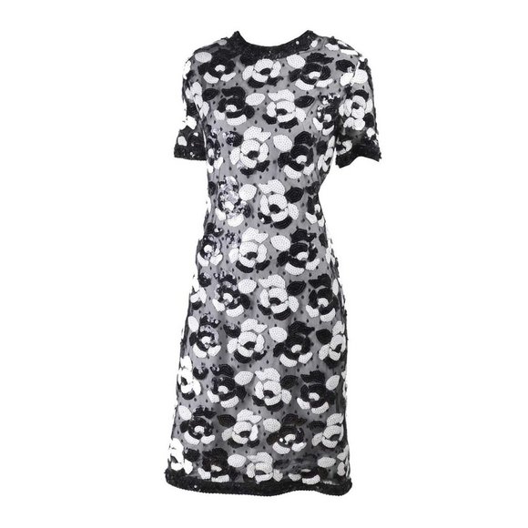 Lady_Channail's tweet image. So good I had to share! Check out all the items I'm loving on @Poshmarkapp #poshmark #fashion #style #shopmycloset #victorcosta: posh.mk/MlLq0wibixb