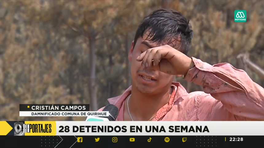 meganoticiascl's tweet photo. 📺 #MeganoticiasPrime | Damnificado por los incendios: "En 15 minutos perdimos todo (...) Somos personas que les cuesta" #MegaReportaje
📡 Señal en vivo » https://t.co/6Gu7yzGMH7 https://t.co/ZSoAkPGbGr
