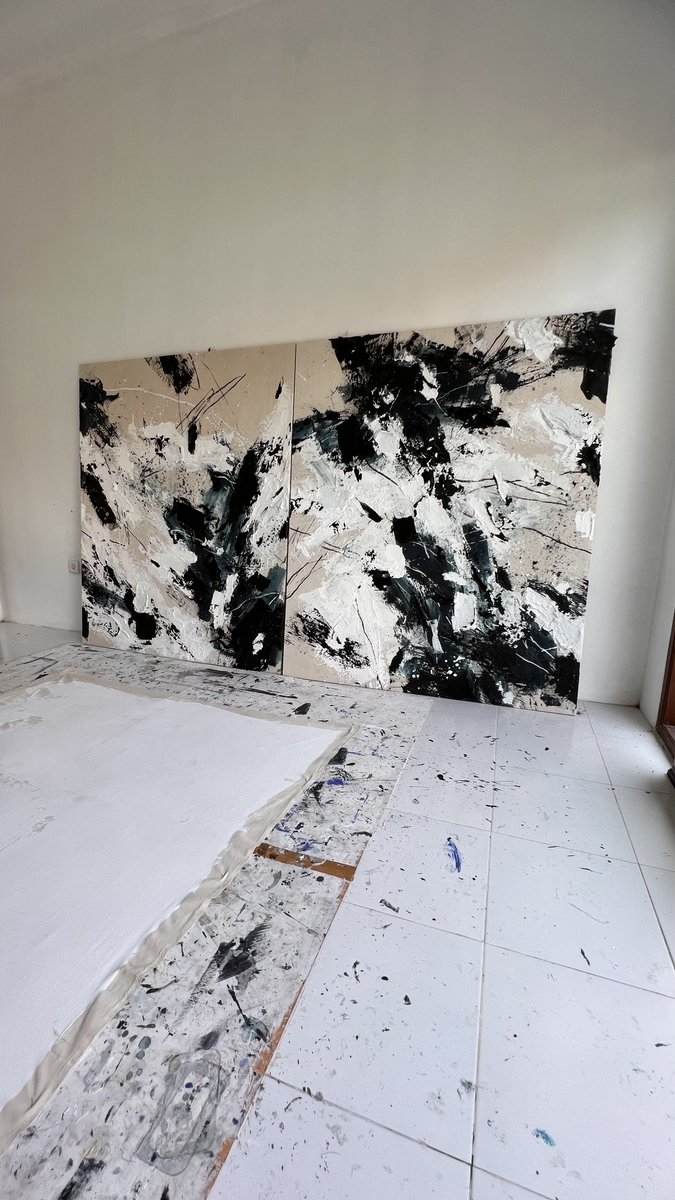 ewa_matyja_'s tweet image. Diptych: “Dream within a dream”
180 x 300 cm
Mixed media on canvas
Heart / Beat Series, 2021
_
_
#studioprocess #artstudio #artistsandtheirdogs #artiststudios #artiststudiospace #newcollection #newpaintings #newartworks #abstractartist