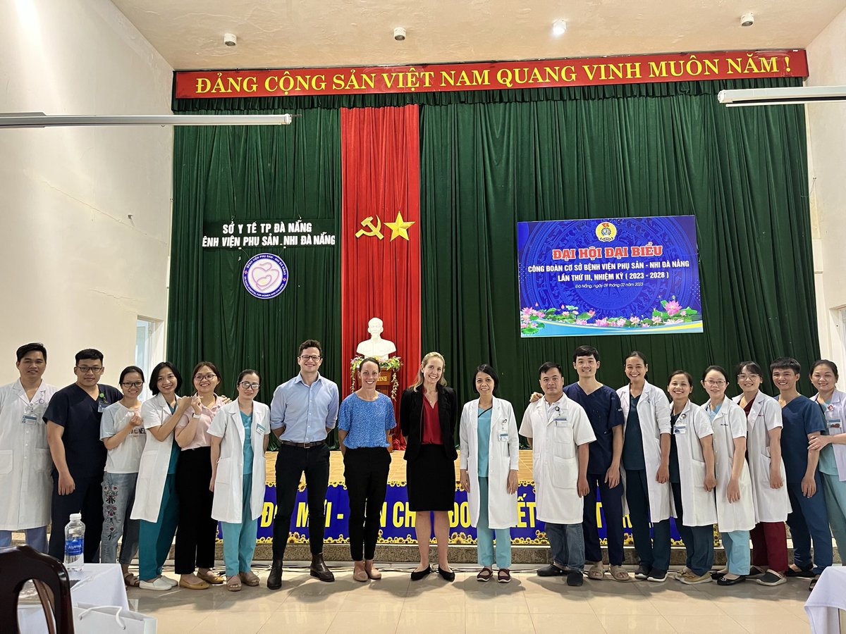 phoebwill's tweet image. Busy but productive few days on the neonatal wards in Danang with the incredible team at WCH and PCTU for the #NeoSEAP project. World-leading locally-led kangaroo care programs making a big difference in reducing risk of #neonatalsepsis and protecting against #AMR 🇻🇳👶🧫🦠