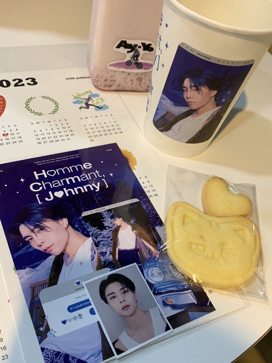 ao_jcc's tweet photo. 昨日までで計11店まわりました~どこもジャニへの愛を感じて最高だった~

#Johnny_Charmant https://t.co/4GxY3DlMWY