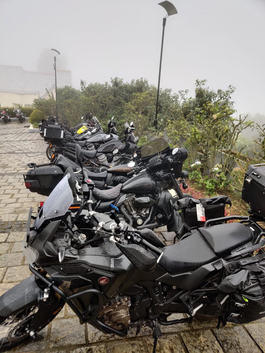 MoT_Bikers's tweet photo. H.O.G Southern Overnight Ride to Ooty.
Riders from #AndhraPradesh #TamilNadu #Karnataka #Kerala 
#Harleydavidson @HarleyIndia @harleydavidson #overnightride #ooty #Harley #BIKER #bikeweek #bikelife https://t.co/PakRw77vqL