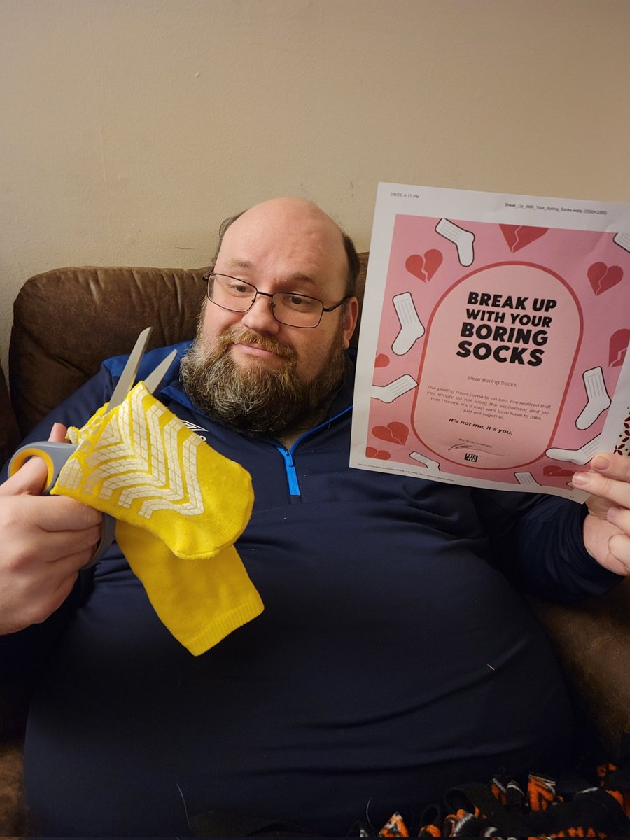 jonathanhanover's tweet photo. Hey @RockEmSocks , I'm all in on #breakupwithboringsocks https://t.co/kwXX8nfjgK