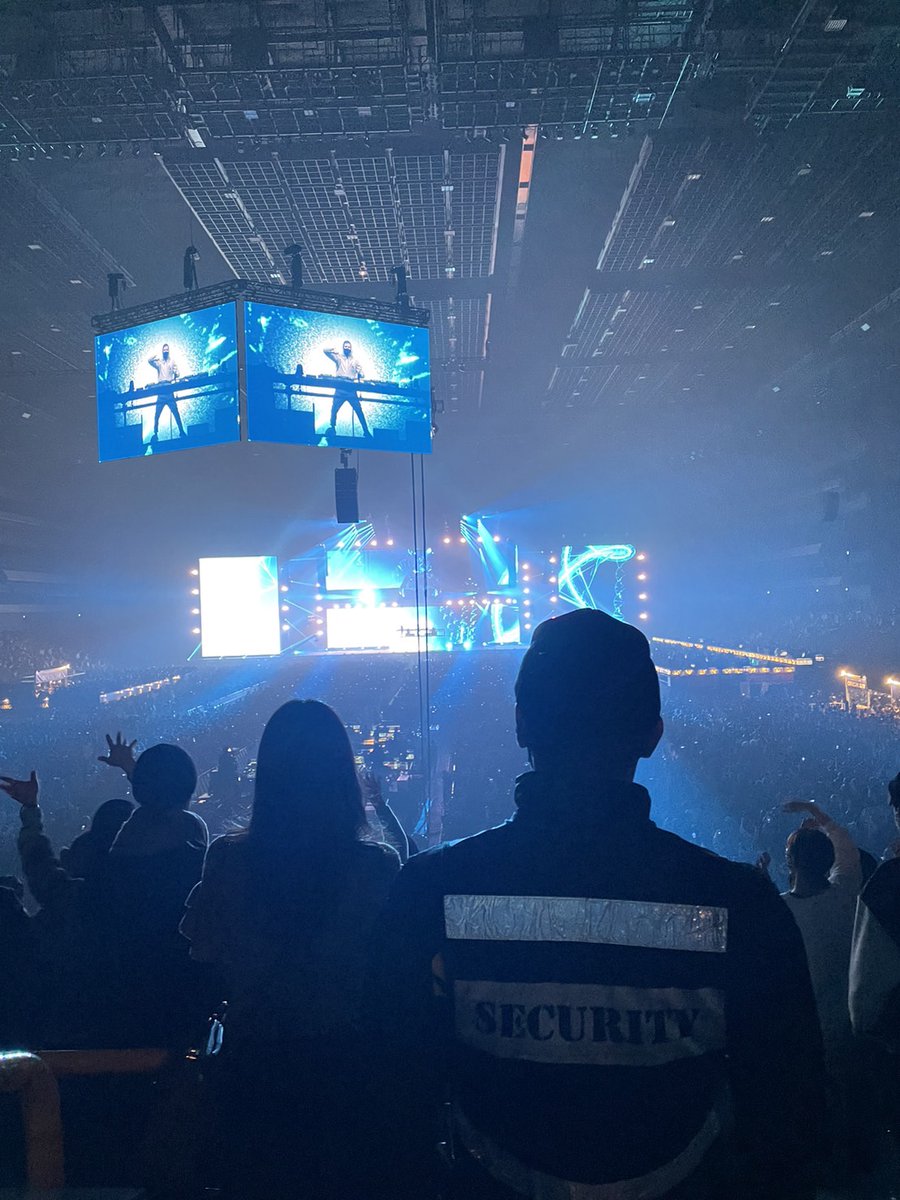 BONDS520's tweet photo. 【GMO SONIC 2023】
イベント時における巡回及び監視
#GMOSONIC2023  ＃EDM　
＃BONDS ＃BONDSSECURITY #ボンズ https://t.co/eIcQ2uhO7y