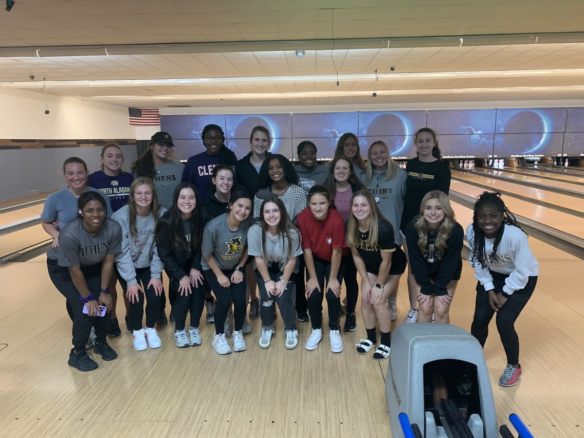 Enjoyed a great night of eating and bowling! We had a little bit of friendly competition. Can’t wait to start the season with this group! #SCR