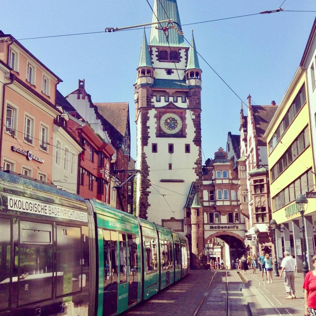 kame_Q's tweet photo. Random photos taken in Freiburg. Iconic clock tower (a gate to be accurate) in a medieval old town and a catholic church right behind Freiburg station.
#freiburgimbreisgau #germany
.
.
.
.
#beforecorona #europe #travel #travelgram #travelphotography #tra… https://t.co/QSvPpjklxk https://t.co/8BOMzOMOgK