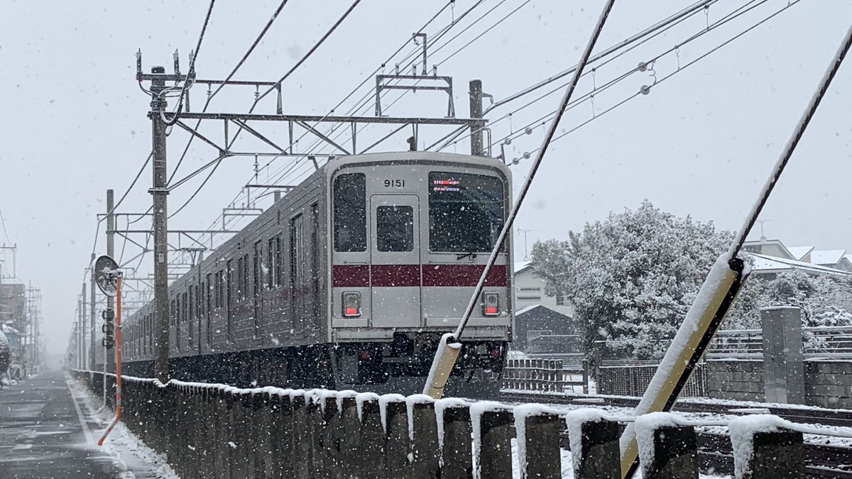 TJ51006's tweet photo. 有楽町線内で故障した #9151F が森林公園へ回送。
#東上線
#有楽町線
#9050系 https://t.co/F9V8XV7QcQ