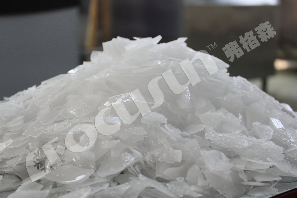 chinaicemachine's tweet image. The shape of the flake ice is irregular, with the size of about 40x40mm and the thickness of about 1.5~2.5mm.
Flake ice is thin and can be used to stir and mix the cooled substances.
The cooling speed is fast due to the large contact area.
#flakeicemachine #Focusun #icemachine