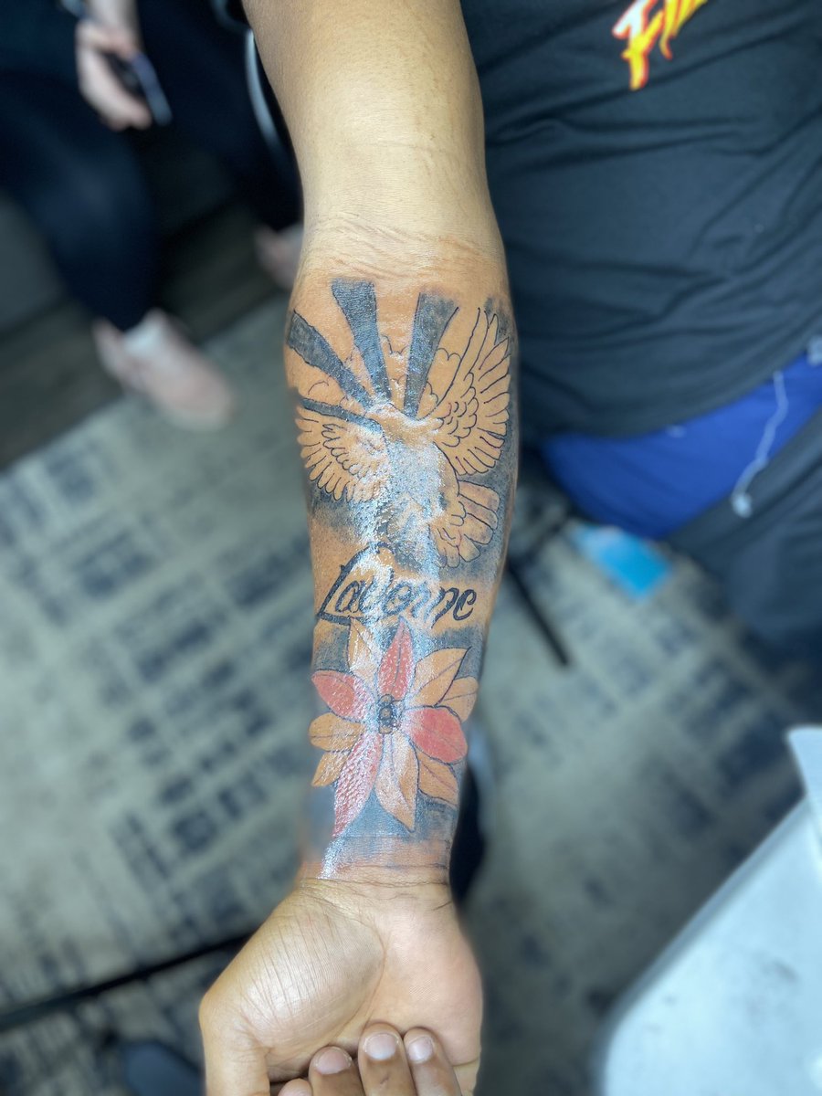 Big4Osama's tweet photo. Couple tats from session the other night 🩸🔥📲 book wit me #dmvtattoo #rvafreaks #804tattoo #804freaks #rvaink #rva https://t.co/vuuBtuFos3