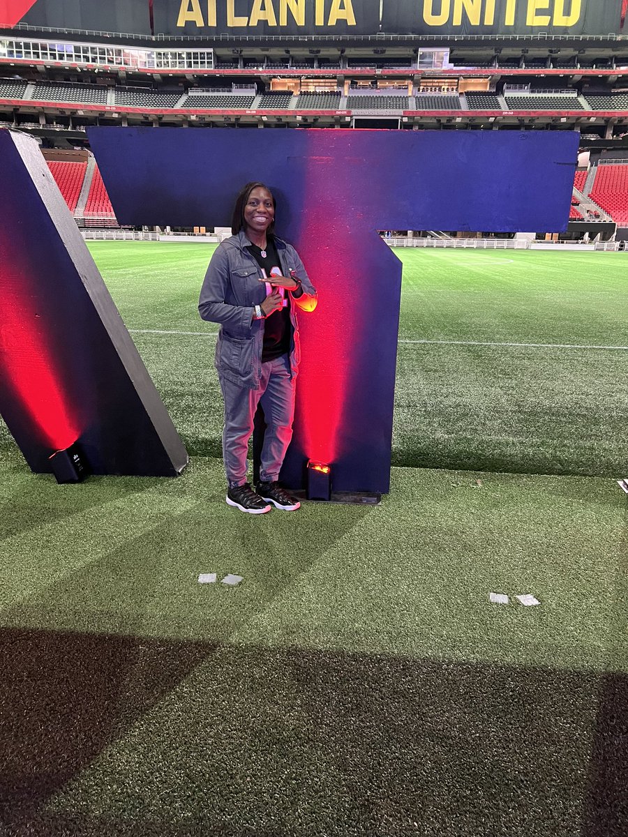 DrTroyMe's tweet image. We grew up fighting with each other and for each other. Now we just celebrate. #Troybuilt