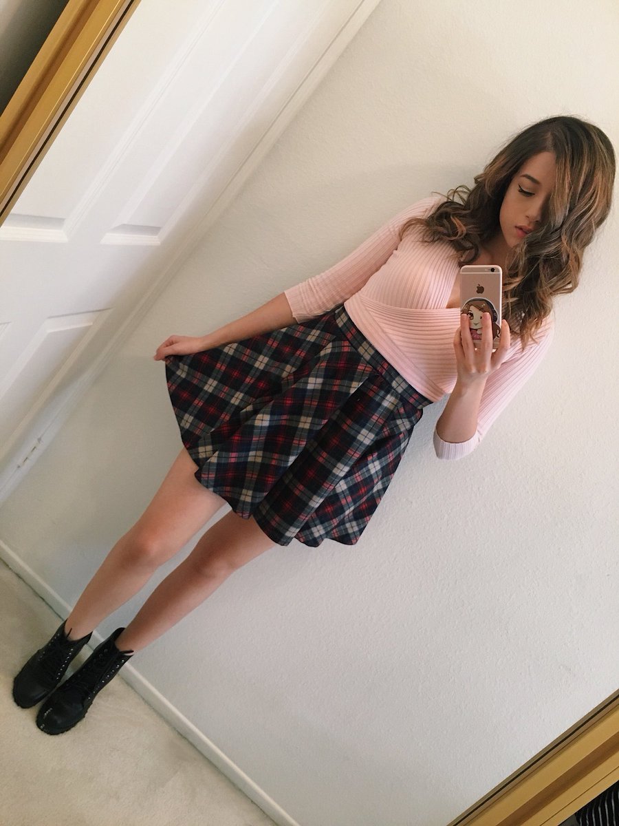 ♡ + ↻ + 𝗽𝗶𝗰𝘁𝘂𝗿𝗲 𝗼𝗳 𝘆𝗼𝘂𝗿 𝗺𝘂𝘀𝗲.

𝗘𝗫 = 𝙼arriage 𝙰𝚂𝙰𝙿.
𝗦𝗦𝗦 = 𝚃op tier 𝙶𝙵/ʙꜰ material.
𝗦𝗦= Pet Tier.
𝗦 = Bullyable. 
𝗔 = 𝙷ot.
𝗕 = 𝐻𝑎𝑛𝑑𝑠𝑜𝑚𝑒. 
𝗖 = Cute 
𝗗 = 𝚄m—
𝗘 = 𝙽o.
𝗙 = 𝙴w.