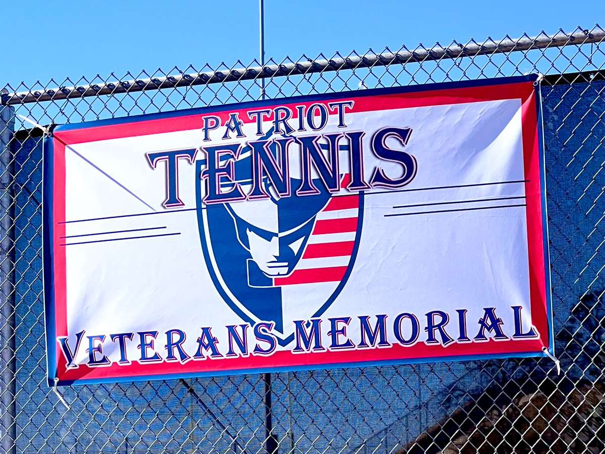 VMHSdesign's tweet image. Sunshine &amp;amp; @VMHSTENNIS1 make for a pretty awesome Thursday! Can’t wait to see varsity in action tomorrow! Shout out to @sasaldana_12 for the banner design 👏🏼👏🏼 #saveteranshs #tennis #graphicdesign #highschool #student #talent