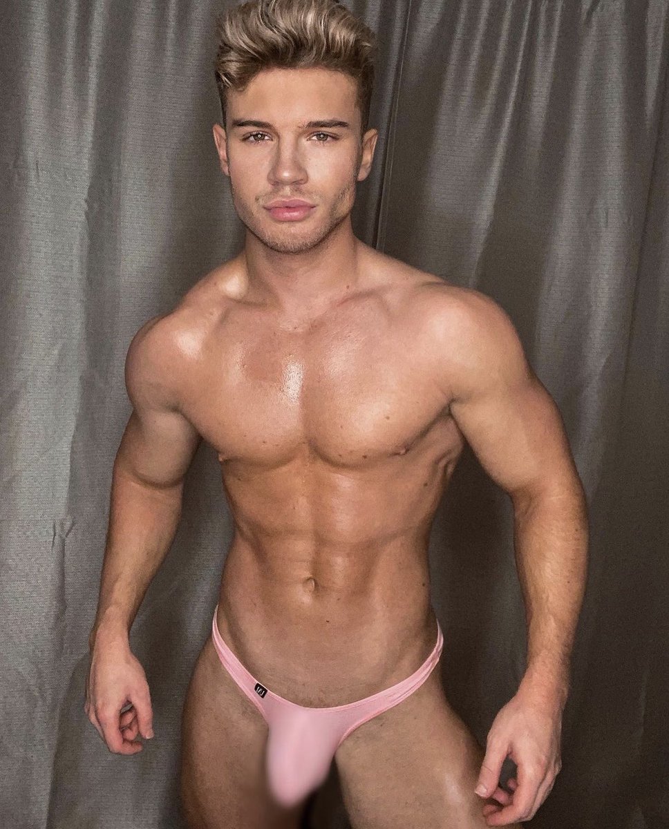 Dean Young / itsdeanyoung leak pics and videos.