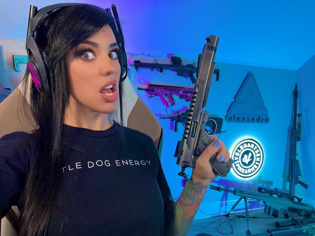 a-l-e-x-on-twitter-my-nightly-i-m-live-on-twitch-right-now-post