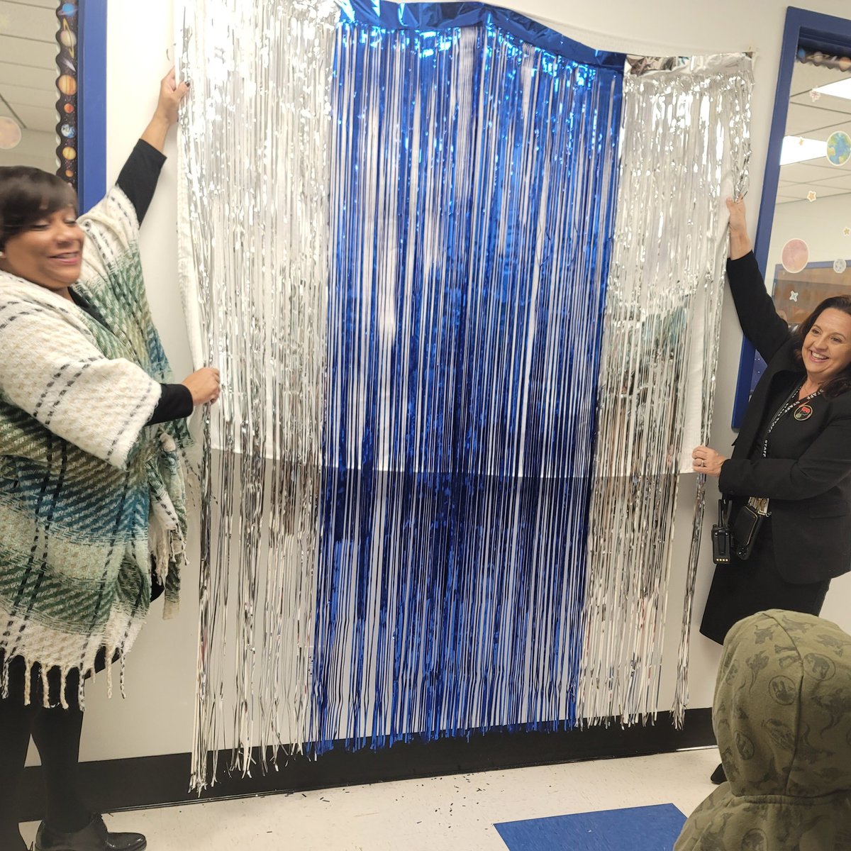 DrMauricio's tweet photo. So proud of our Facilities department for taking a large hallway and creating a STEAM class for our gr. K &amp; 1 students!  Coding, thinking, creating, collaborating, enjoying and learning...all happen in the Wonder lab.  
#mauriciosmoments @PeekskillCSD @RebeccaAvilesR1 https://t.co/4wxiqQZt8v