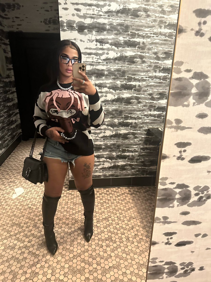 LilMiaaaaa's tweet photo. 😮‍💨 https://t.co/aWdIskMzCA
