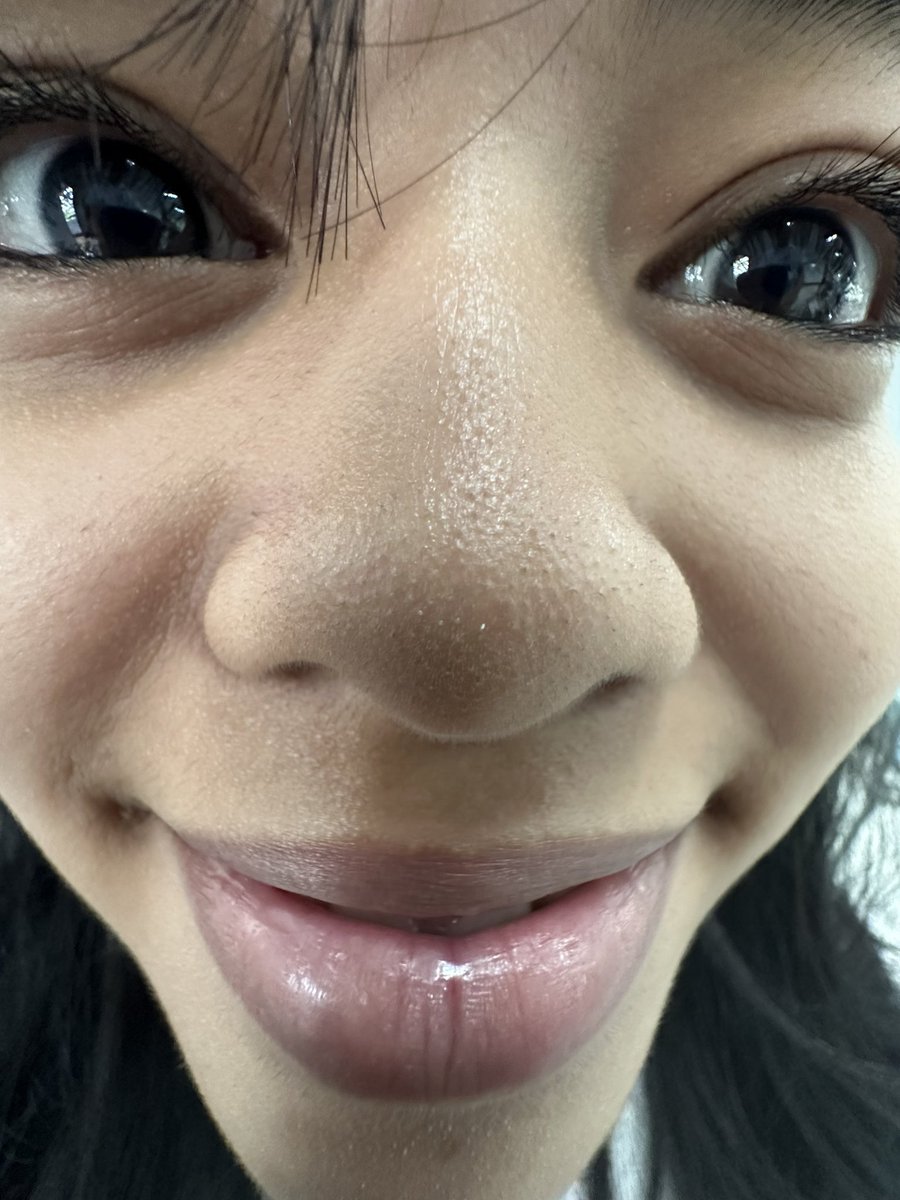 sijaypohhere's tweet image. HELLO follow @PiPsycheBRC! kulang ata ng clout socmed manager namin