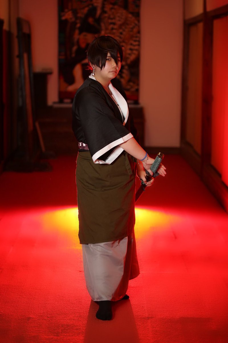 HayatoSera's tweet photo. #見た人は無言で剣を構えた何かを上げる

懐かしいやつを…… https://t.co/YjxFIRs7Dl