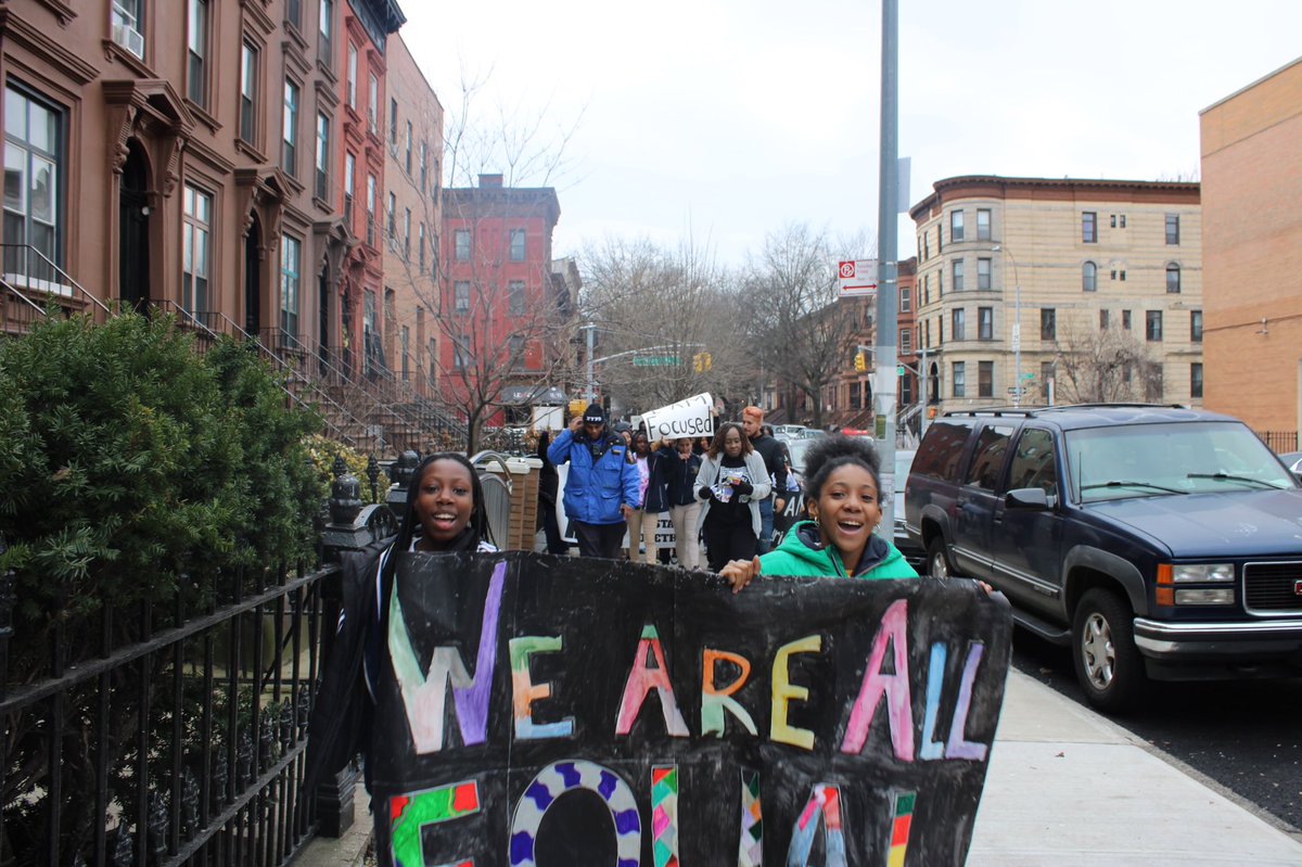 MiddleSchool35's tweet photo. Black Lives Matter, We Stand Together, We Are All Equal! #StudentLeaders #StudentVoice @BLMAtSchool @Blm_edu_nyc @D16LEADS @CMChiOsse @IWILLGRADUATE @JabariBrisport @NYCSchools @theduartstudio @MagnetSchlsMSA #BLMatSchool #StudentPhotographers #MS35rocs https://t.co/WVGYCDSiLq