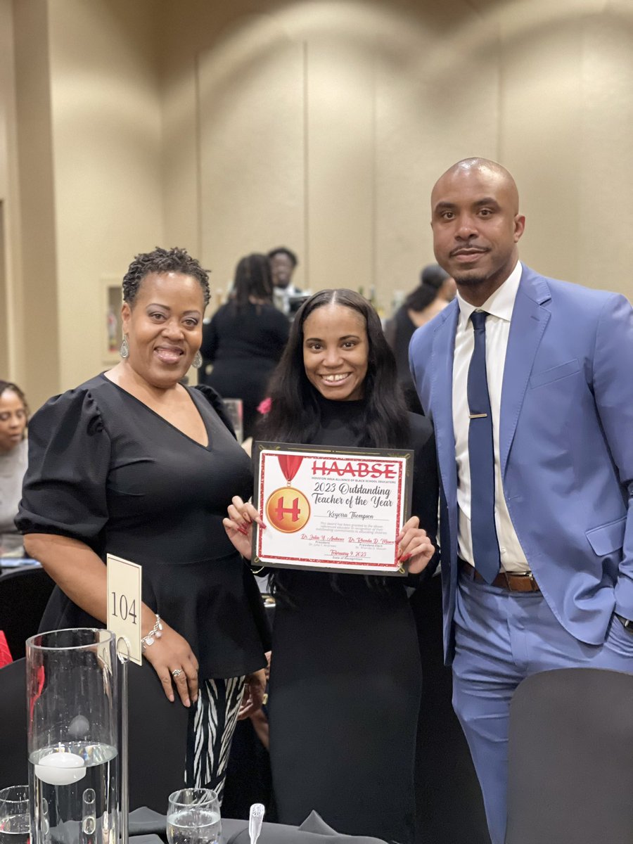 Congrats to Ms. Thompson @ThompsonMath_ , the 2022-2023 <a href="/AliceJohnsonJrH/">Alice Johnson Junior High School</a> HAABSE Teacher of the Year! Keep up the great work Ms. Thompson! 🎉🎉🎉 #HornetNation #HornetPride 💙🐝