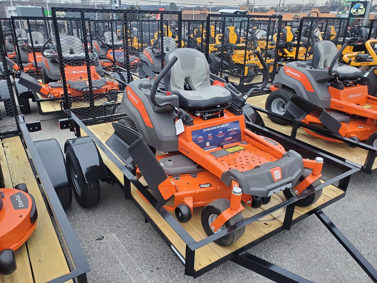 bigwhyte00's tweet photo. ZERO-TURN MOWING BUNDLES

STARTING AT $4998

BUNDLE INCLUDES 
MOWER TRAILER BLOWER TRIMMER AND FUEL
FINANCING AVAILABLE WAC 

CALL JEREMY AT 865-500-3778 OR
865 356 5105 

KNOXVILLE POWERSPORTS 

CUB CADET HUSQVARNA AND BOBCAT 

COME SEE ME https://t.co/lzEwd6d7Wq