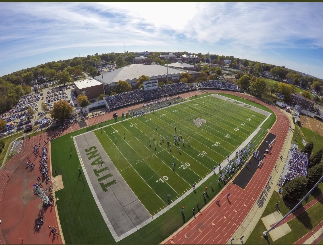 I am extremely blessed to announce I will be continuing my academic and athletic career at Illinois Wesleyan University🟢⚪️ #GOTITANS <a href="/CoachLauber/">Matt Lauber</a> <a href="/IWUTITANHDFBCO1/">Norm Eash</a> <a href="/CoachYarosz/">Mike Yarosz</a> <a href="/qbstu09/">Stuart Ross</a> <a href="/sebarstool/">southeast barstool</a> <a href="/IWUTitanFball/">ILLINOIS WESLEYAN FOOTBALL</a> @