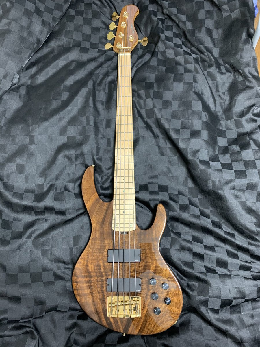 kanata_Guitarist on Twitter "おぉぉ！Toshiさん🙇‍♂️🙇‍♂️🙇‍♂️ ありがとうございます！"