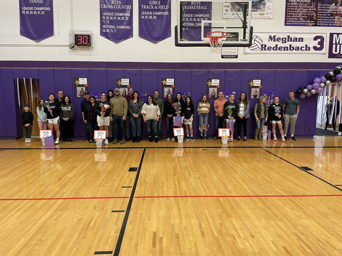 home_rh's tweet photo. Thank You SENIORS!
#ProudRAMS https://t.co/NAJhIfQO40