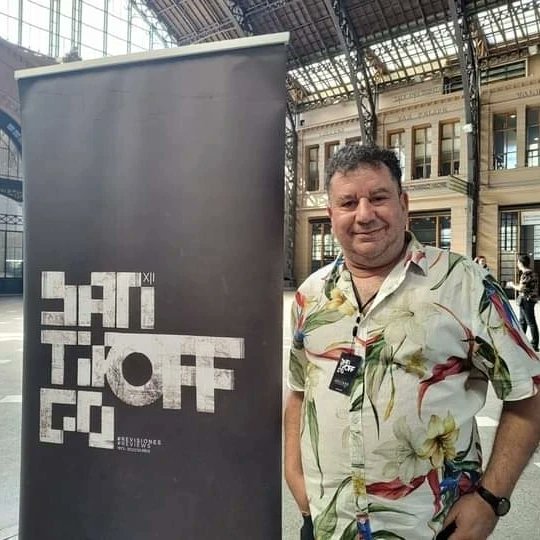 MercadoGIRART's tweet photo. 🎭 GIRART participó del “XII Festival Internacional SANTIAGO OFF" 19 al 28 de enero 2023 en Chile

🌎 Marcelo Castillo, Director de #GIRART fue invitado a participar de #EXPORT "Encuentro de Programadores" y de la Asamblea de la REDELAE

¡Gracias por la invitación @santiagooff! https://t.co/lLl1ag1do5